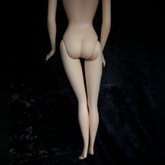 My Scene Delancey Tunin In Doll Target Exclusive Nude Rare - Picture 6 of 6